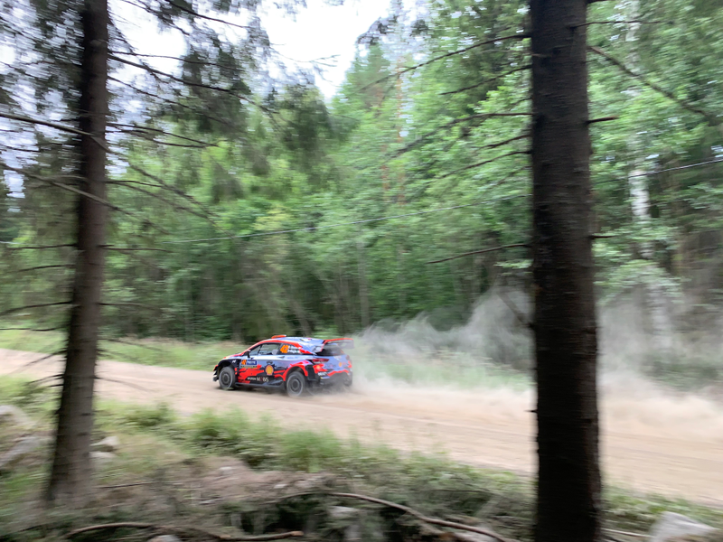 Illustration for article titled Hunting For Crashes With The 'Professional Spectators' Of Rally Finland